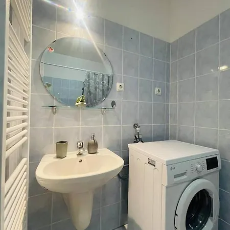 Close To Andrassy Avenue For 4 Persons * Будапешт